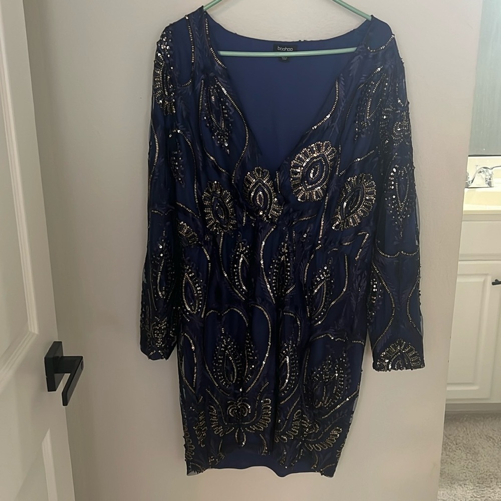 Blue sequin long sleeve dress